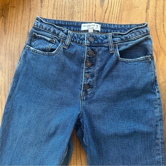 Abercrombie & Fitch Curve Love The Mom High Rise Jeans Raw Hem Size 28/6 - Picture 2 of 12